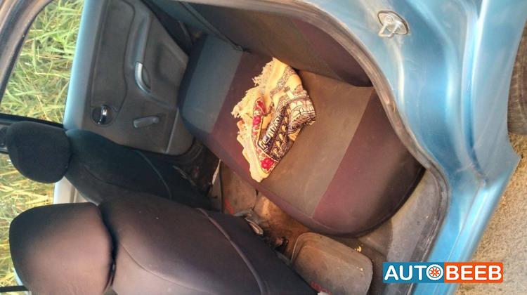 سيتروين سي 3 2006