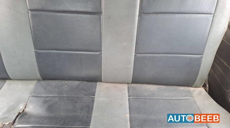 ميني باص هيونداي 2001