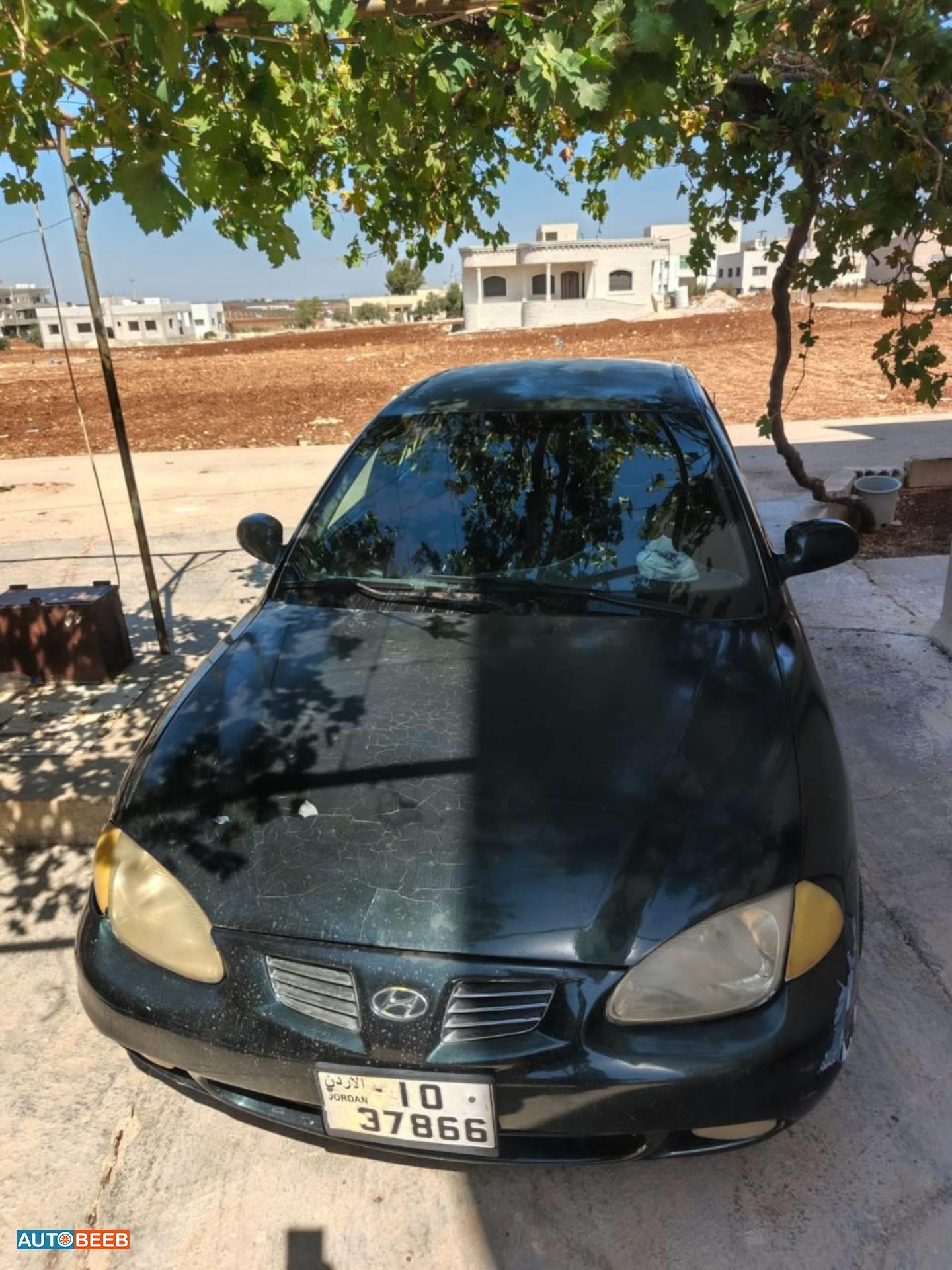 هيونداي افانتي 1998