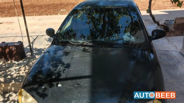 هيونداي افانتي 1998