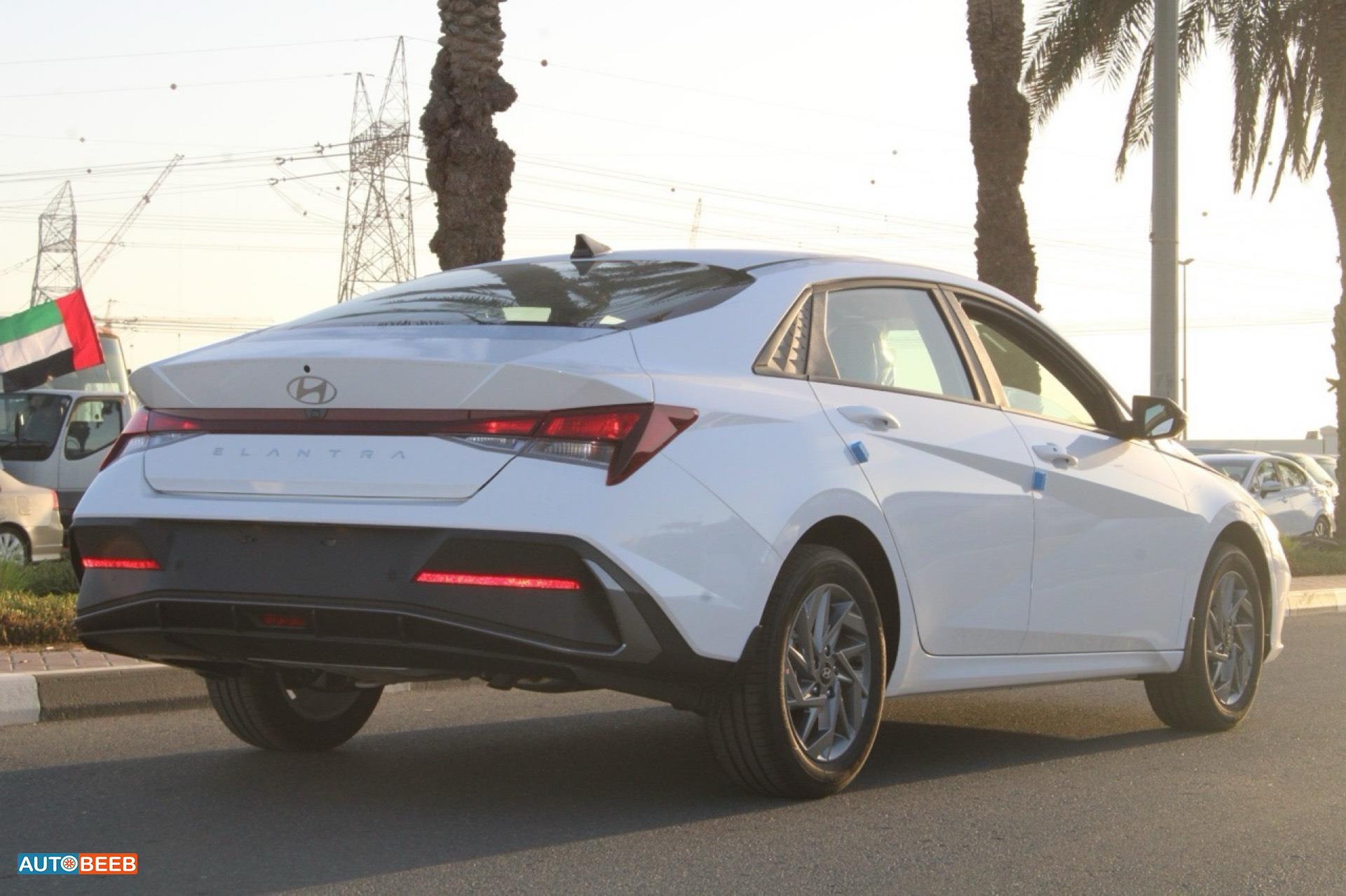 Hyundai Elantra 2024