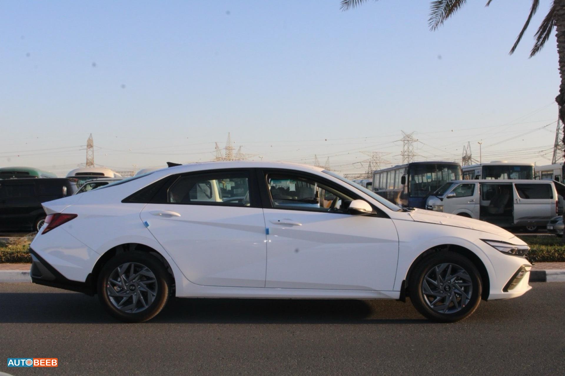 Hyundai Elantra 2024