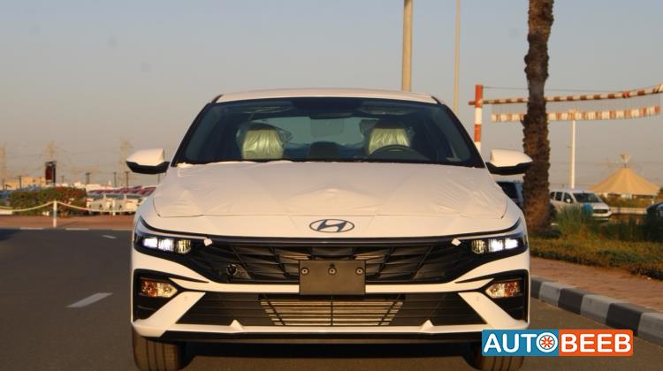 Hyundai Elantra 2024
