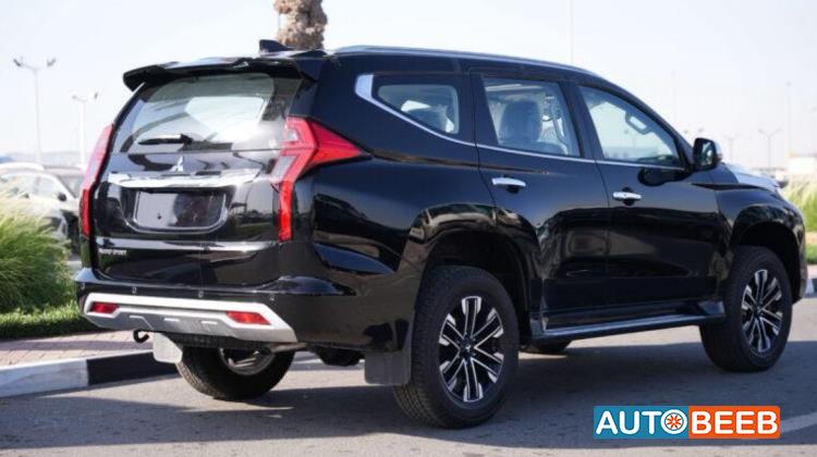 Mitsubishi Pajero 2023