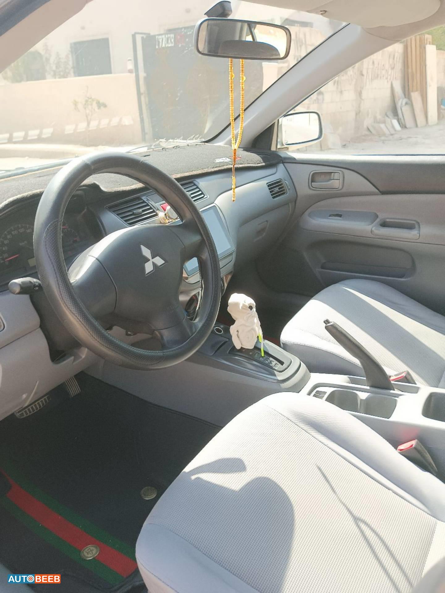 ميتسوبيشي لانسر 2010