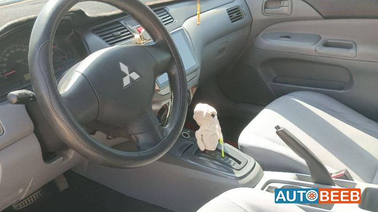 ميتسوبيشي لانسر 2010