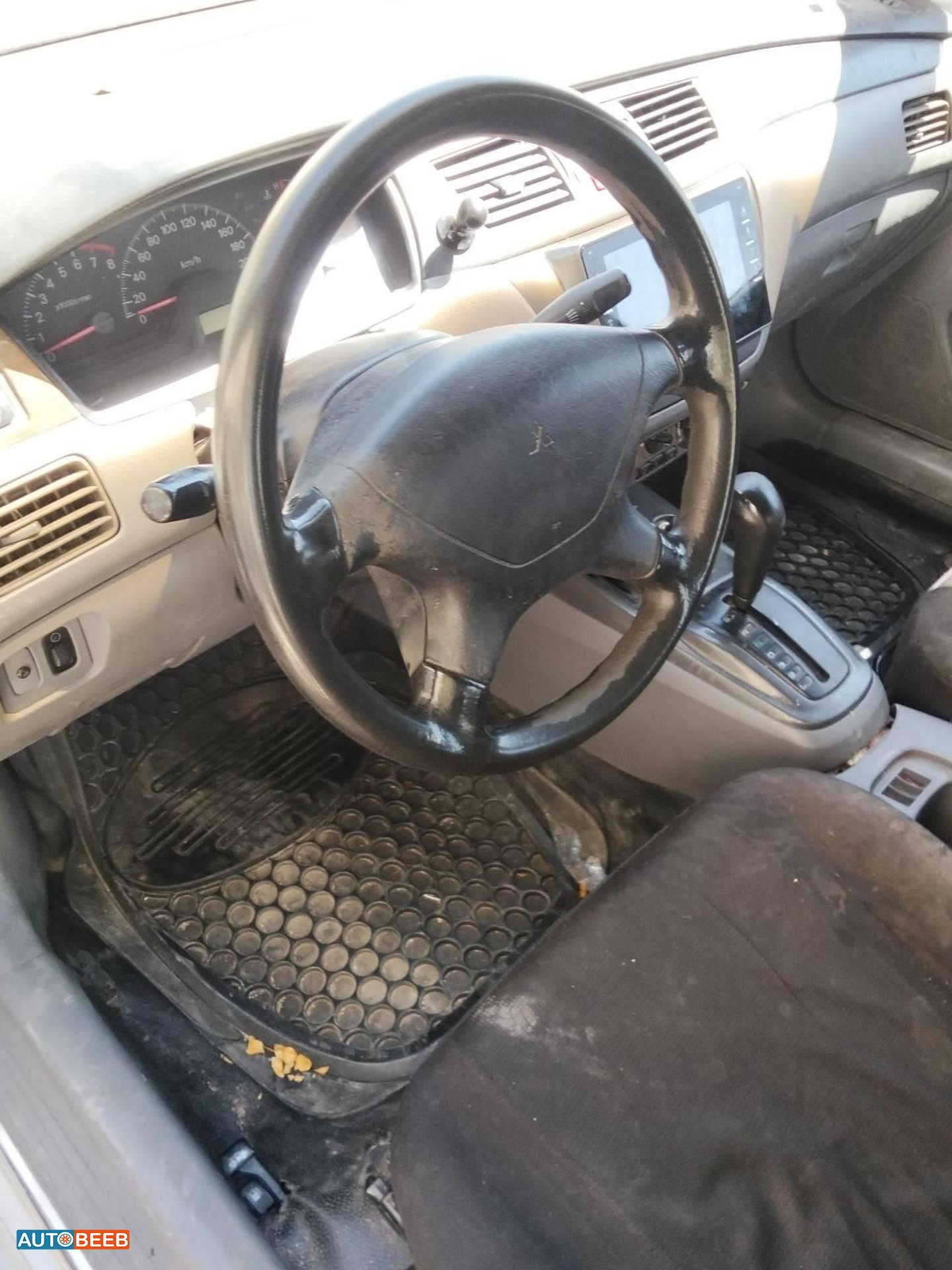 Mitsubishi Lancer 2004