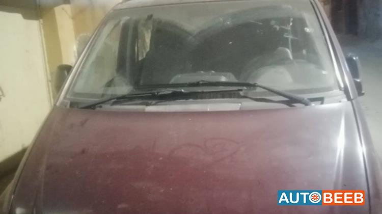 ميني باص مرسيدس بنز 2004