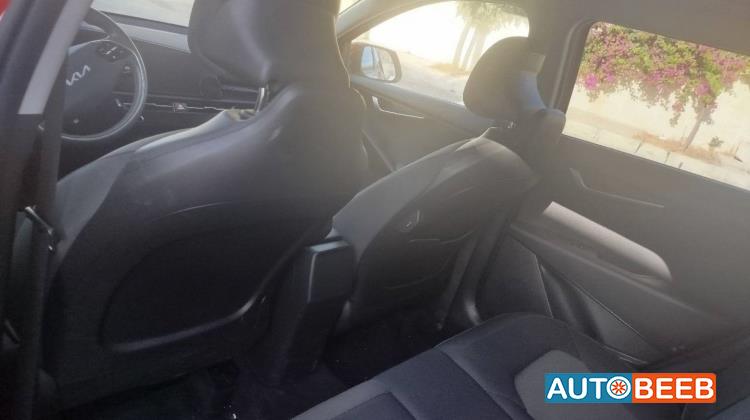 كيا نيرو 2023