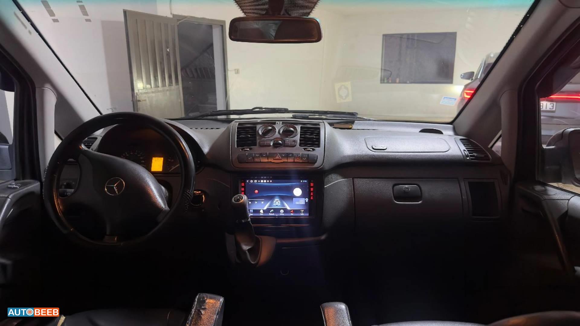 ميني باص مرسيدس بنز 2012