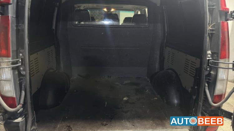 ميني باص مرسيدس بنز 2012