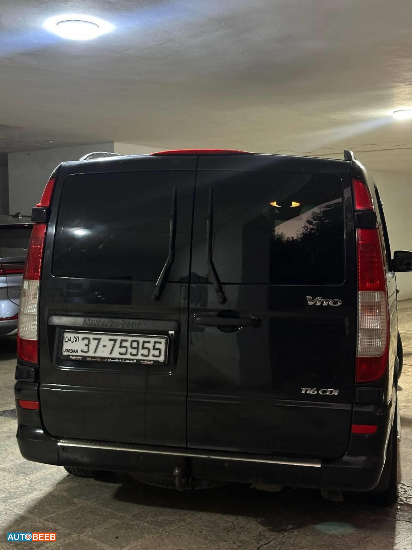 ميني باص مرسيدس بنز 2012