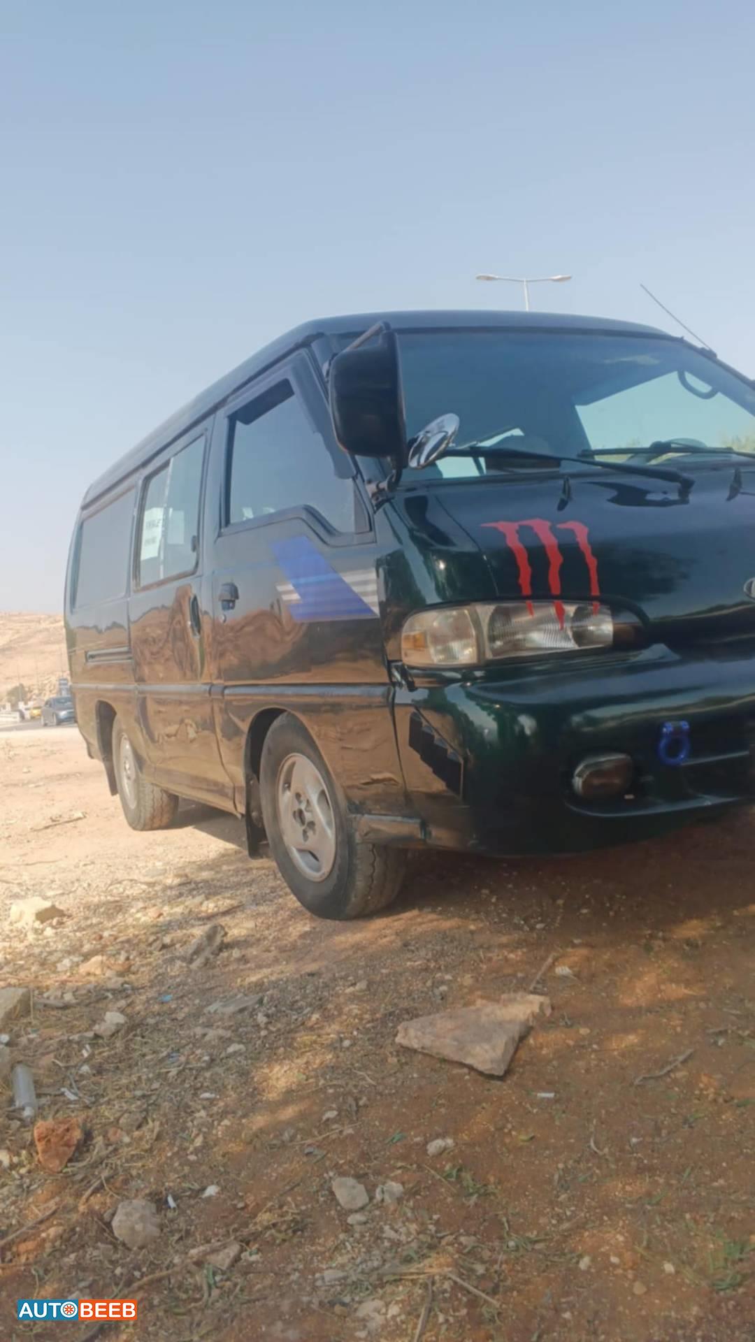 Minibus Hyundai 1996
