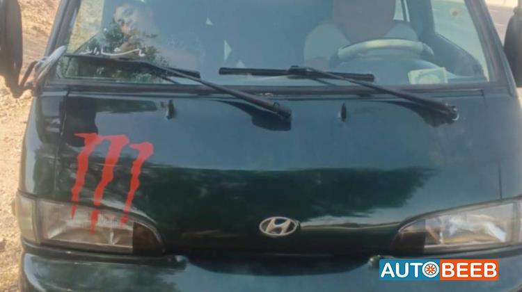 Minibus Hyundai 1996