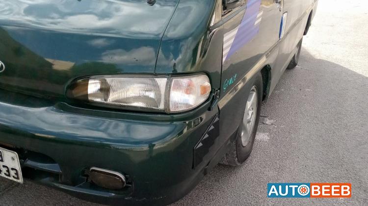 Minibus Hyundai 1996