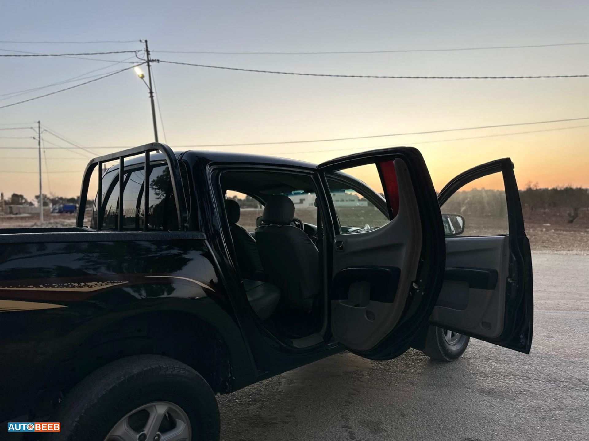 Mitsubishi L200 2008