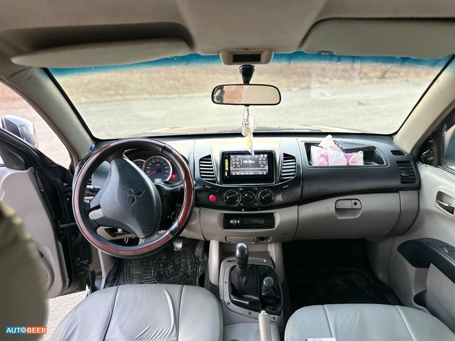 Mitsubishi L200 2008