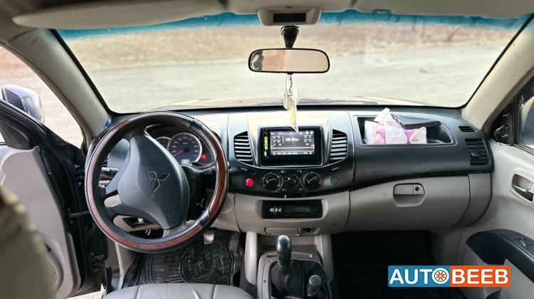 Mitsubishi L200 2008