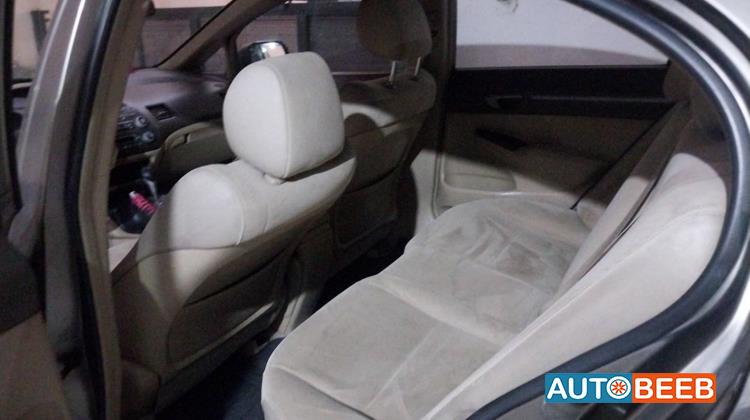 هوندا سيفيك 2006