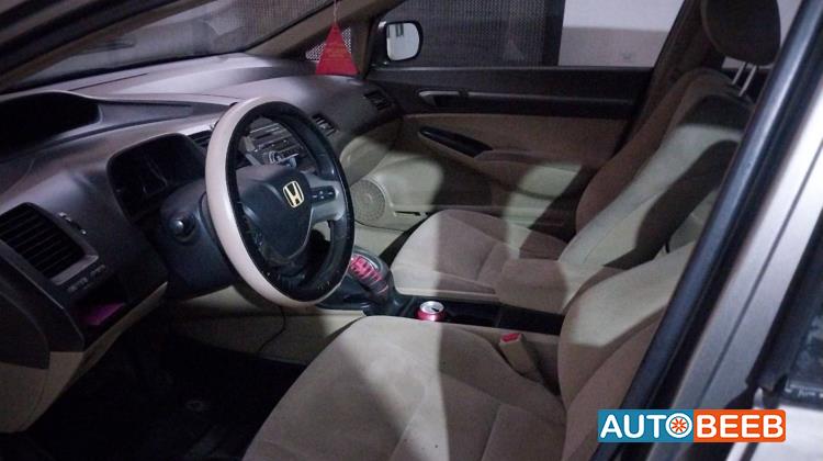 هوندا سيفيك 2006