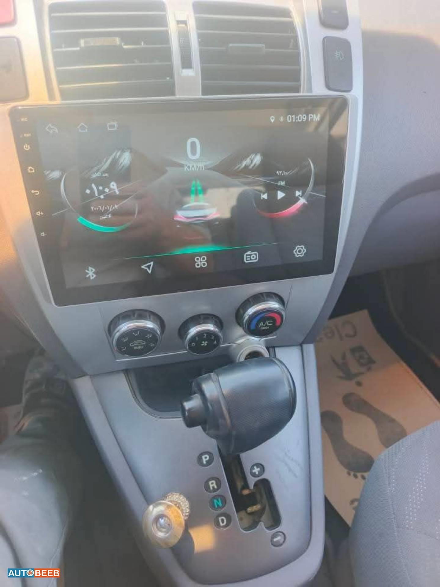 هيونداي توسان 2005