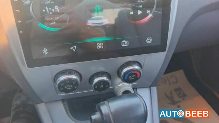 هيونداي توسان 2005