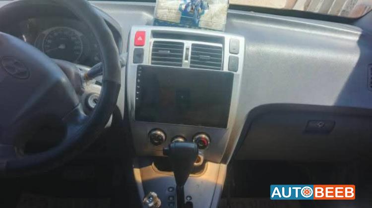 هيونداي توسان 2005