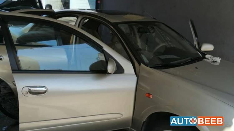 نيسان صني 2006