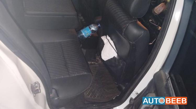 بي ام دبليو 520 1992