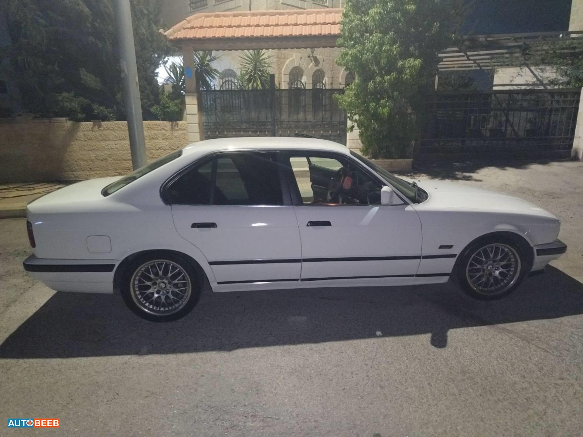 بي ام دبليو 520 1992