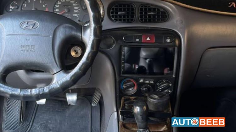 Hyundai Avante 1999