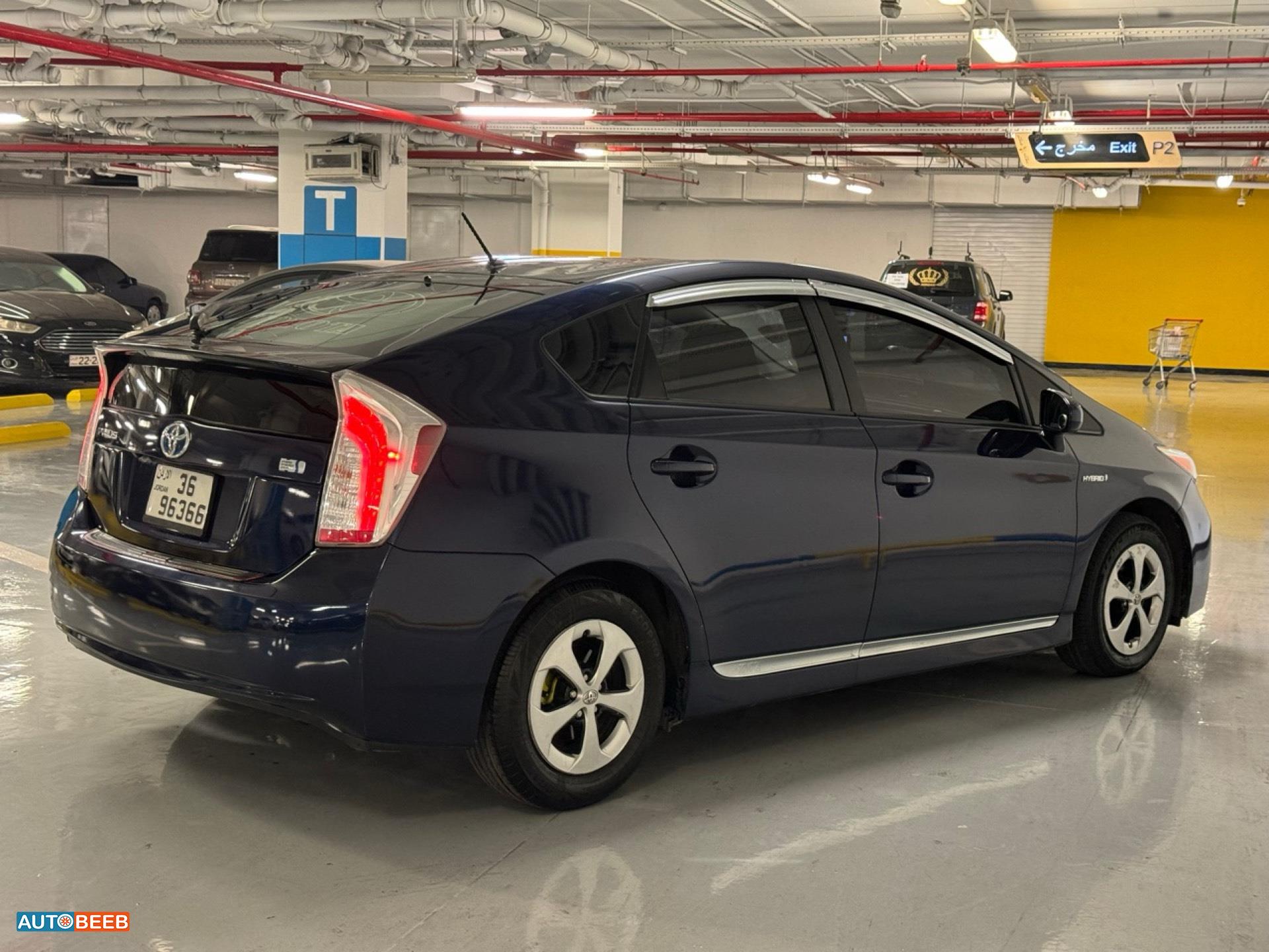 Toyota Prius 2015