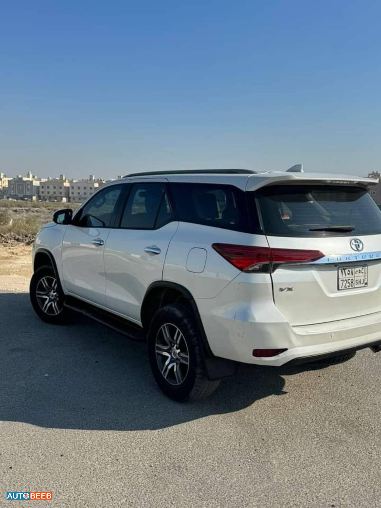 تويوتا فورتشنر 2016