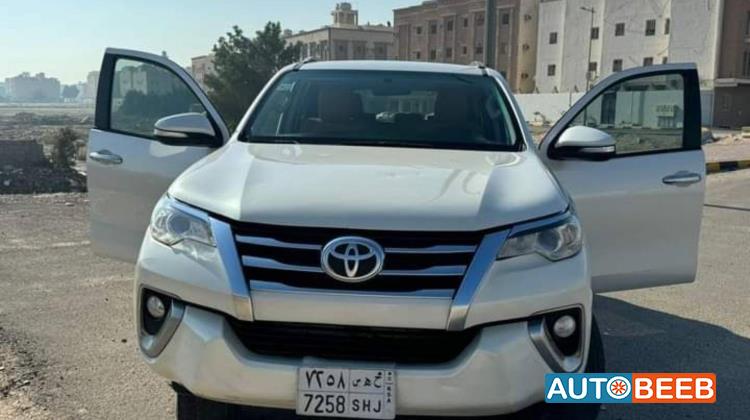 تويوتا فورتشنر 2016