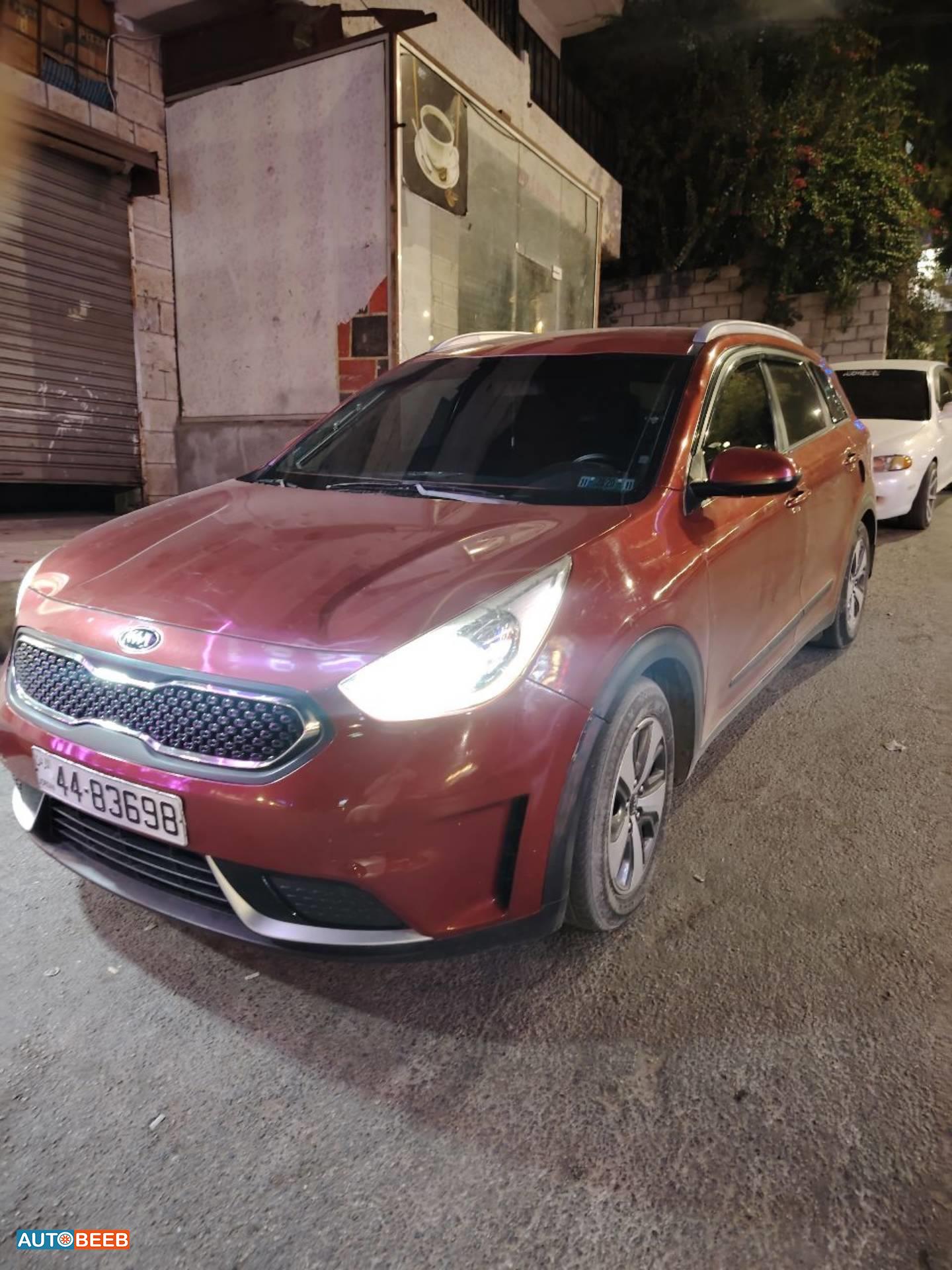 كيا نيرو 2017