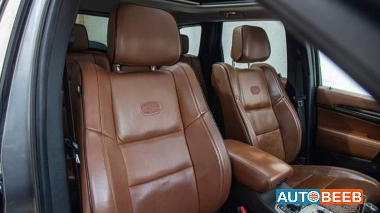 جيب جراند شيروكي 2012