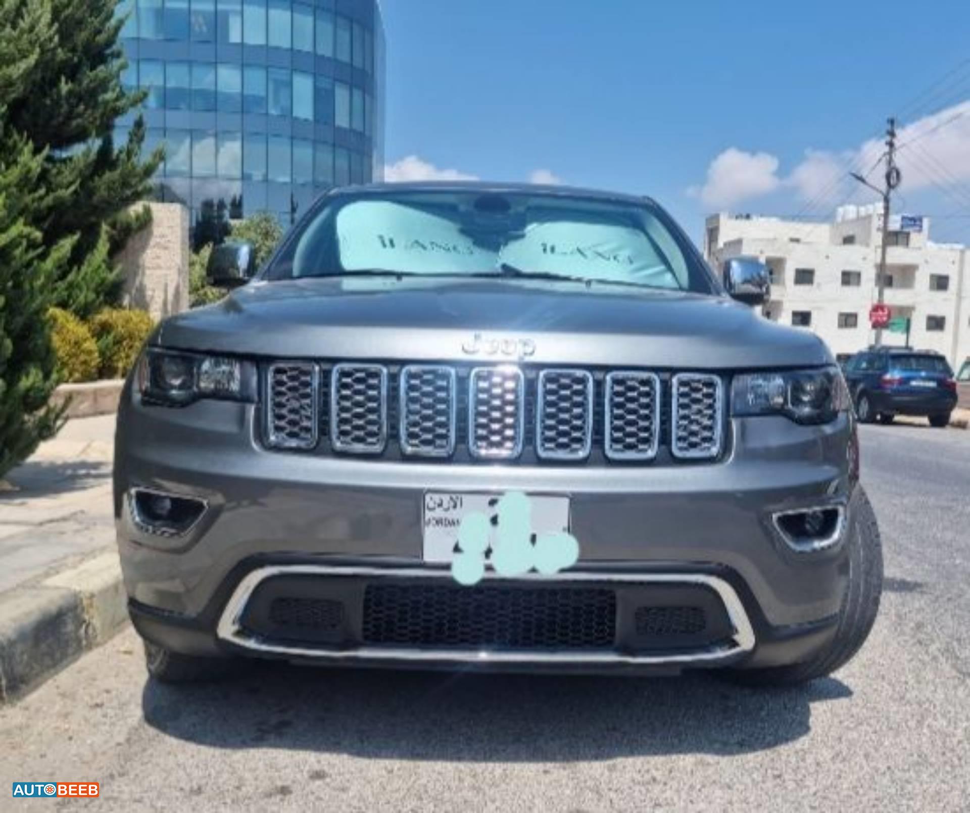 جيب جراند شيروكي 2012