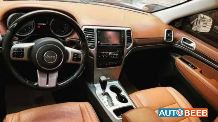 جيب جراند شيروكي 2012