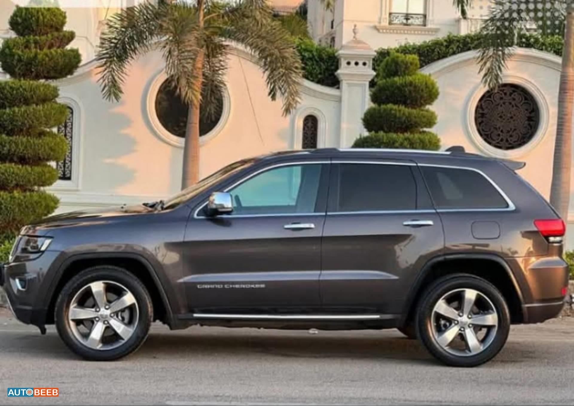 جيب جراند شيروكي 2012