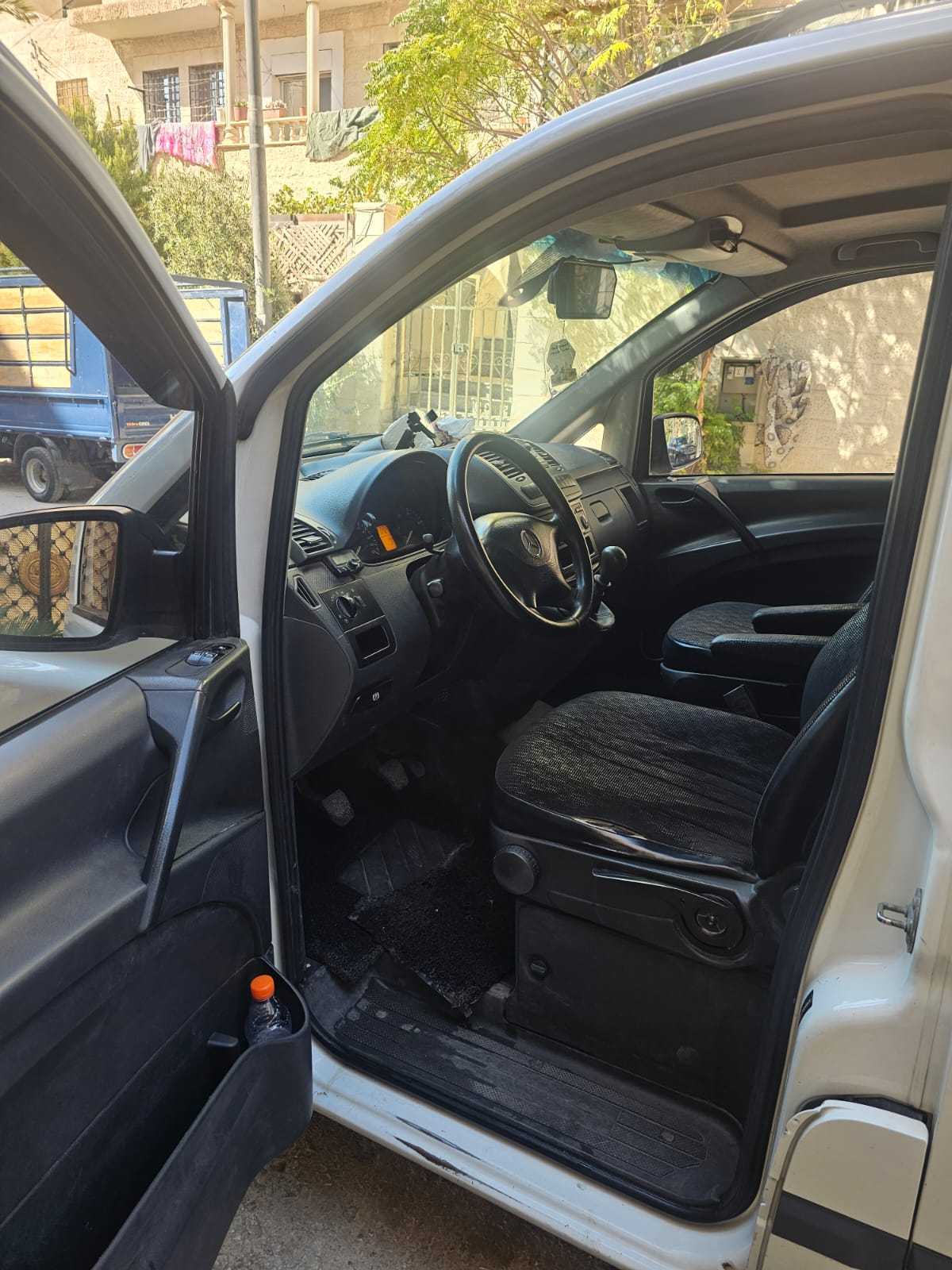 Minibus Mercedes Benz 2012