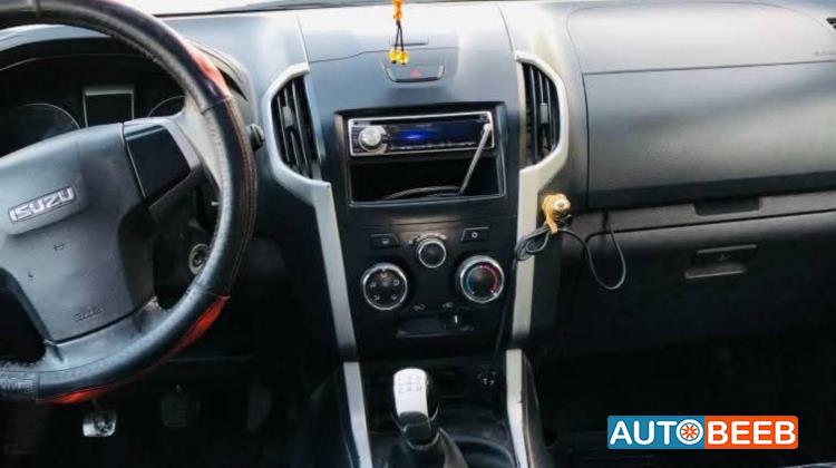 Isuzu D-Max 2013