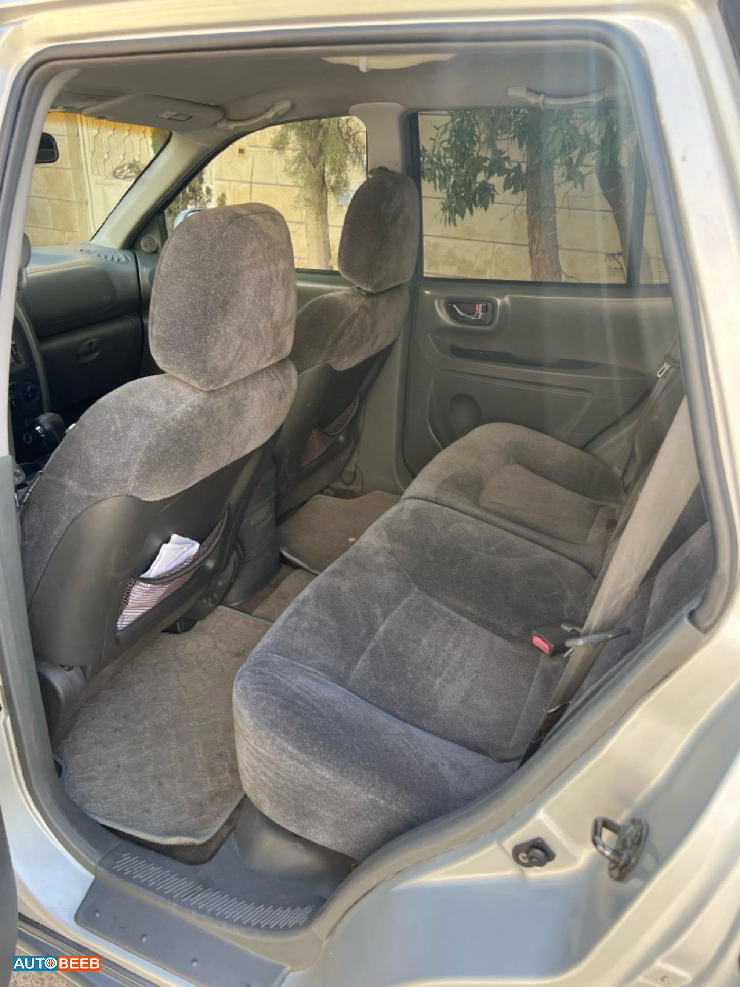 هيونداي جراند سانتافي 2004