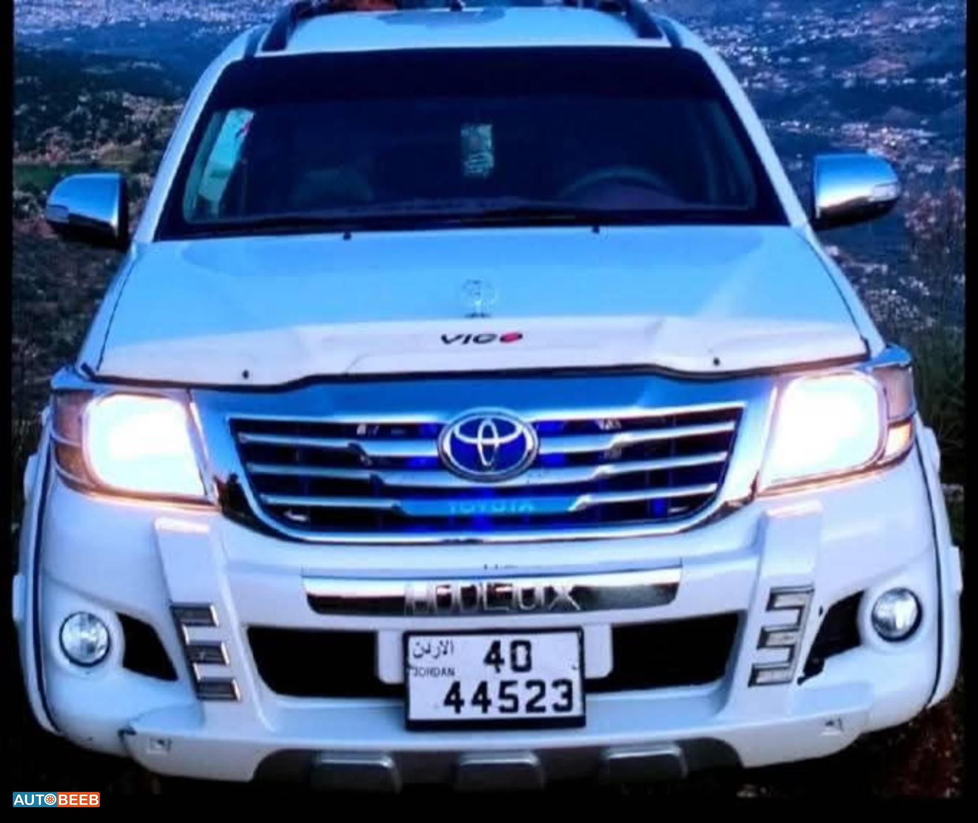 Toyota Hilux 2015