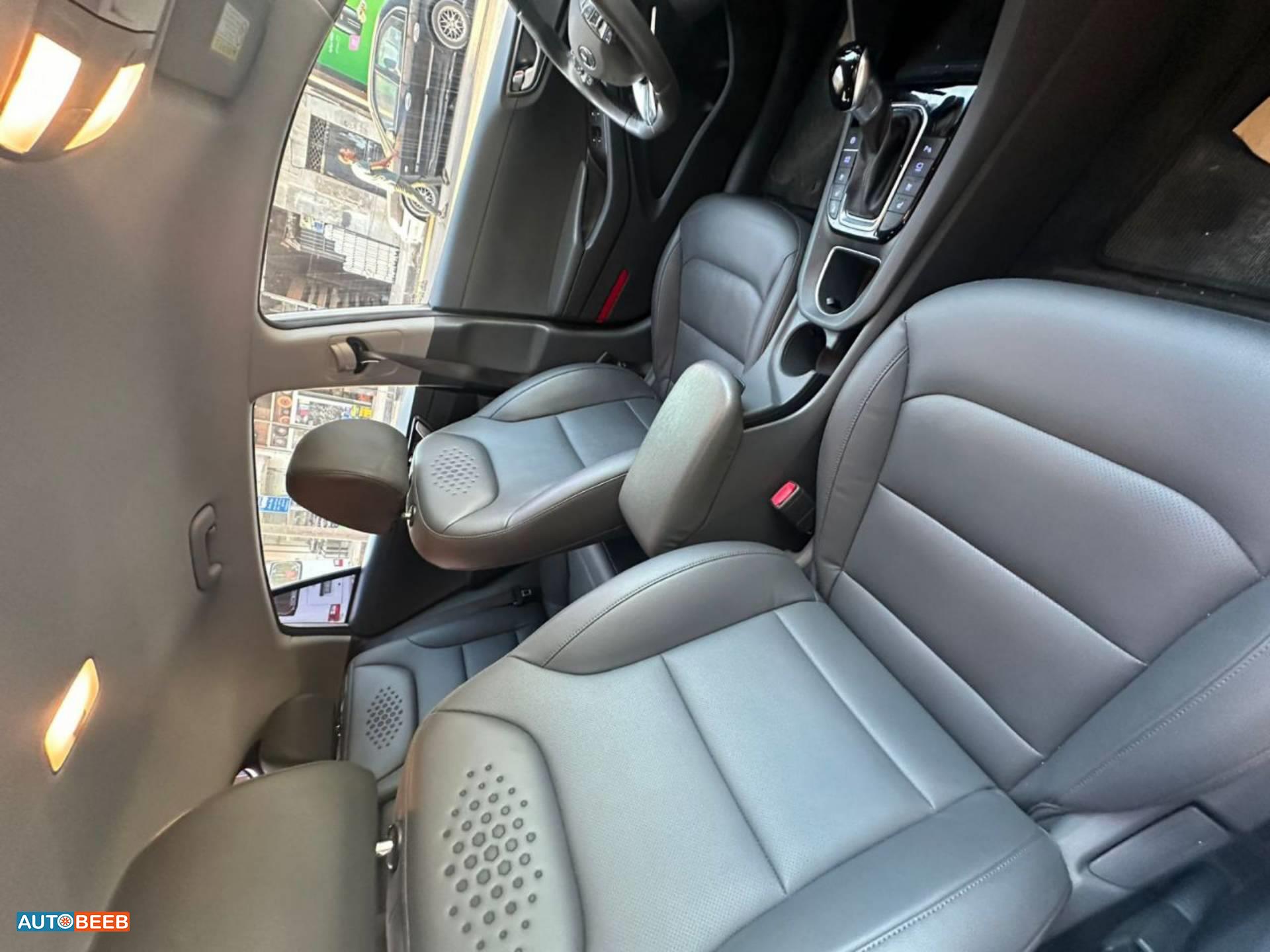 هيونداي ايونيك 2020