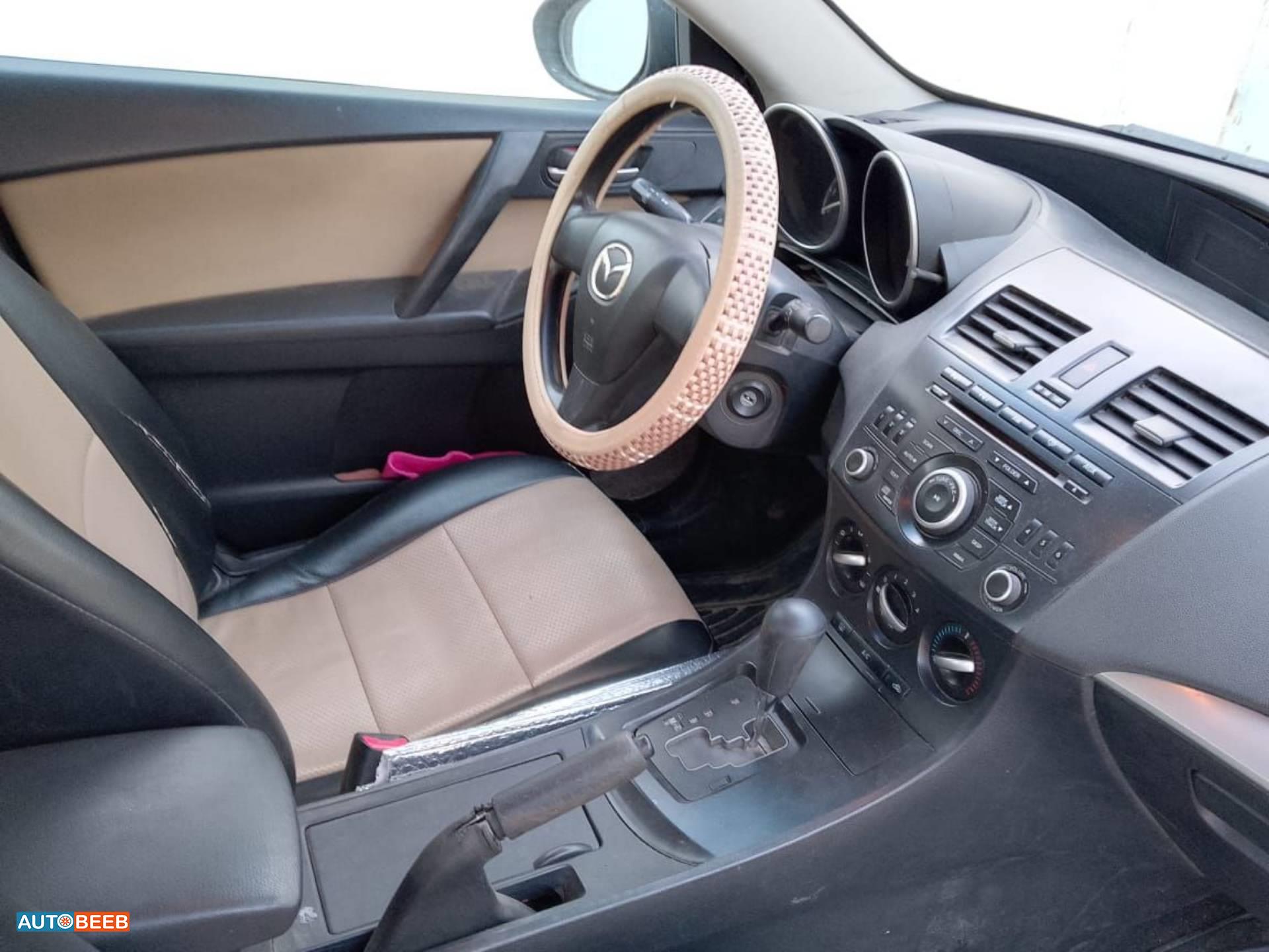 Mazda 3 2012