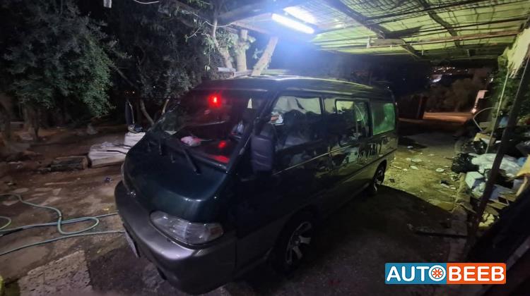 ميني فان هيونداي 1999