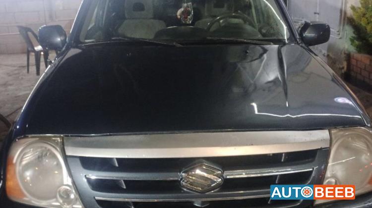 سوزوكي XL7 2004