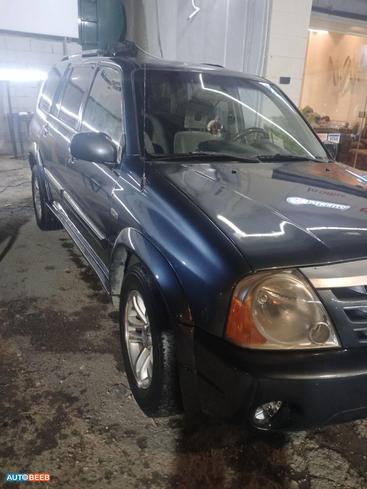 سوزوكي XL7 2004