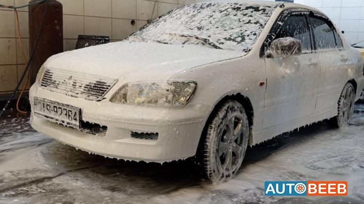 ميتسوبيشي لانسر 2003