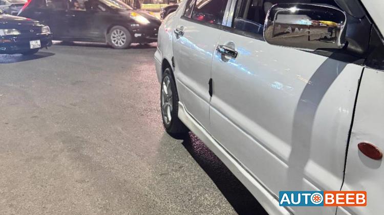 ميتسوبيشي لانسر 2003